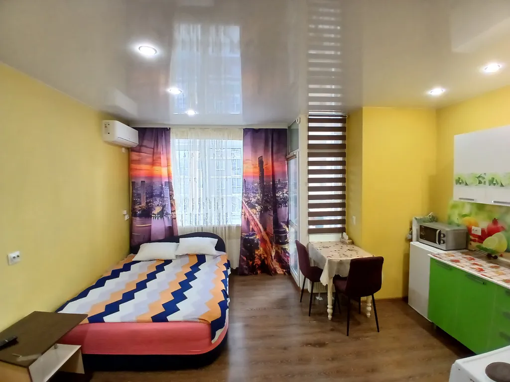 Квартира Студия с балконом в новом доме, недалеко от центра — аренда посуточно в Владивосток