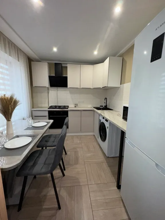 Уютная квартира в центральном районе города — аренда посуточно в Мариуполь