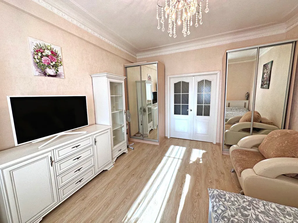 Квартира Апартаменты в самом сердце города с парковкой во дворе — аренда посуточно в Псков