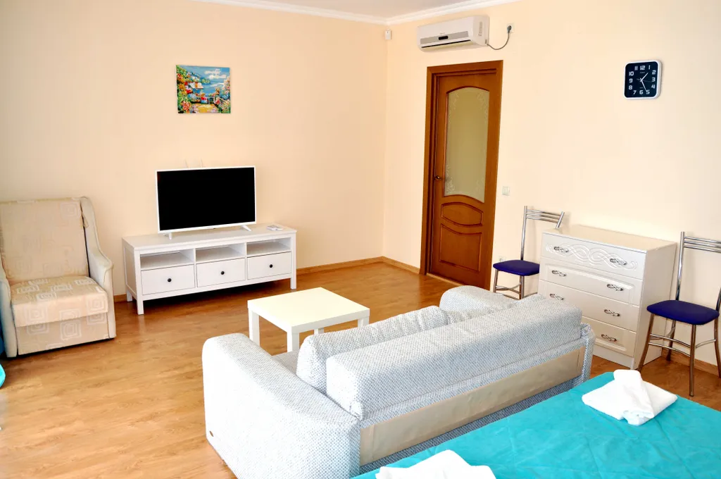 Супер-видовая квартира в Ливадии на берегу моря