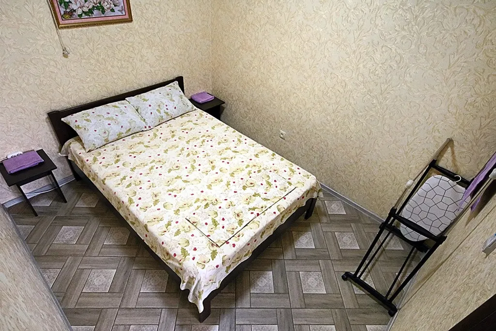 Квартира Однокомнатная квартира в частном двухэтажном доме — Темрюк