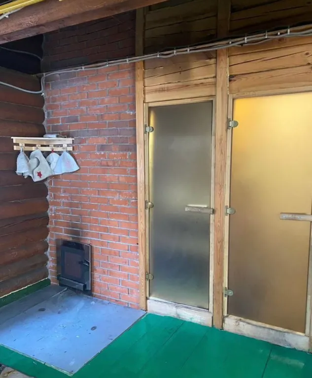 Дом с баней и купелью