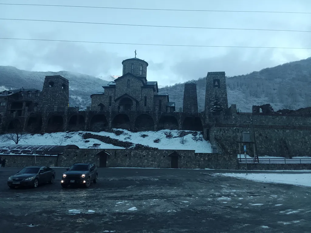 Семейный спокойный отдых среди гор