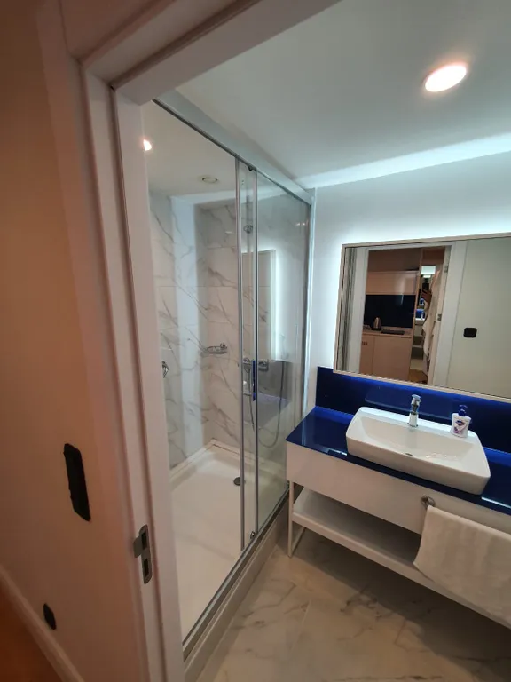 Квартира Апартаменты студия в центре города в Orbi city с видом на море и горы — Батуми