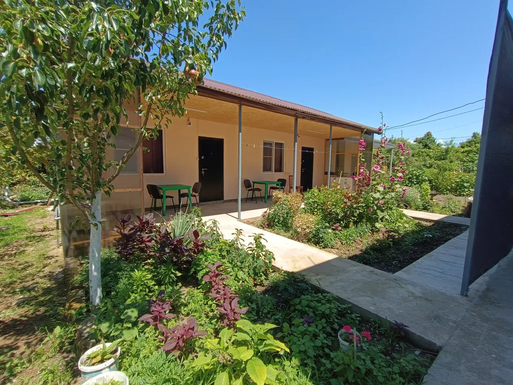 Двухместный номер стандарт с собвеным душевым и туалетом