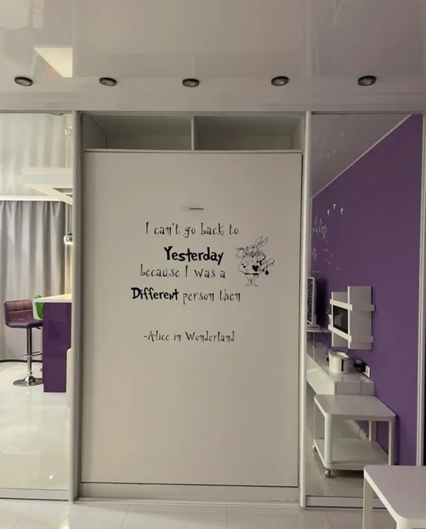 Студия с дизайн-интерьером Алиса