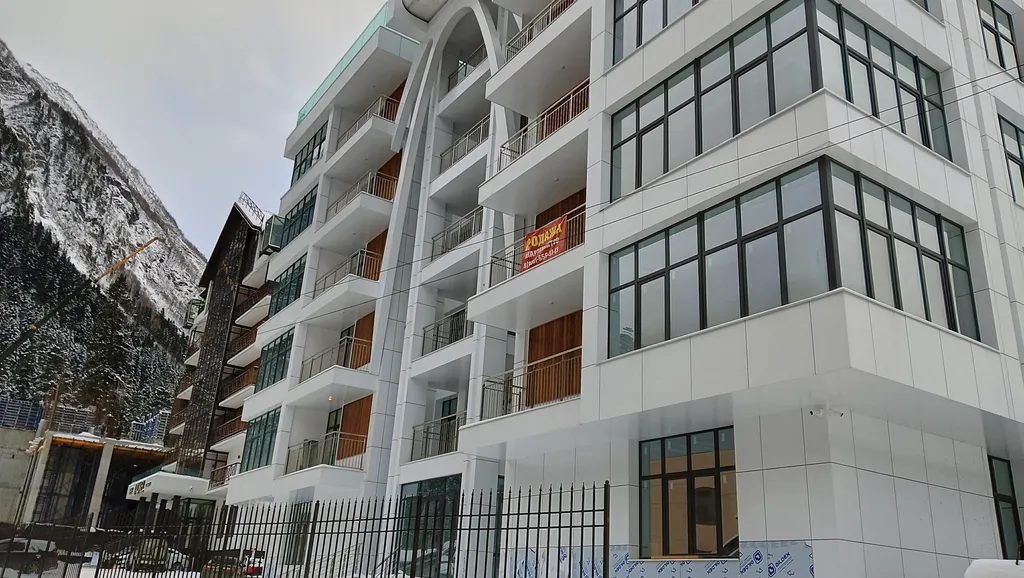 Просторная красивая студия 48м2 с шикарным видом, 400м от подьемника