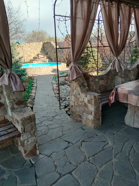 Загородный дом с баней и теплым бассейном