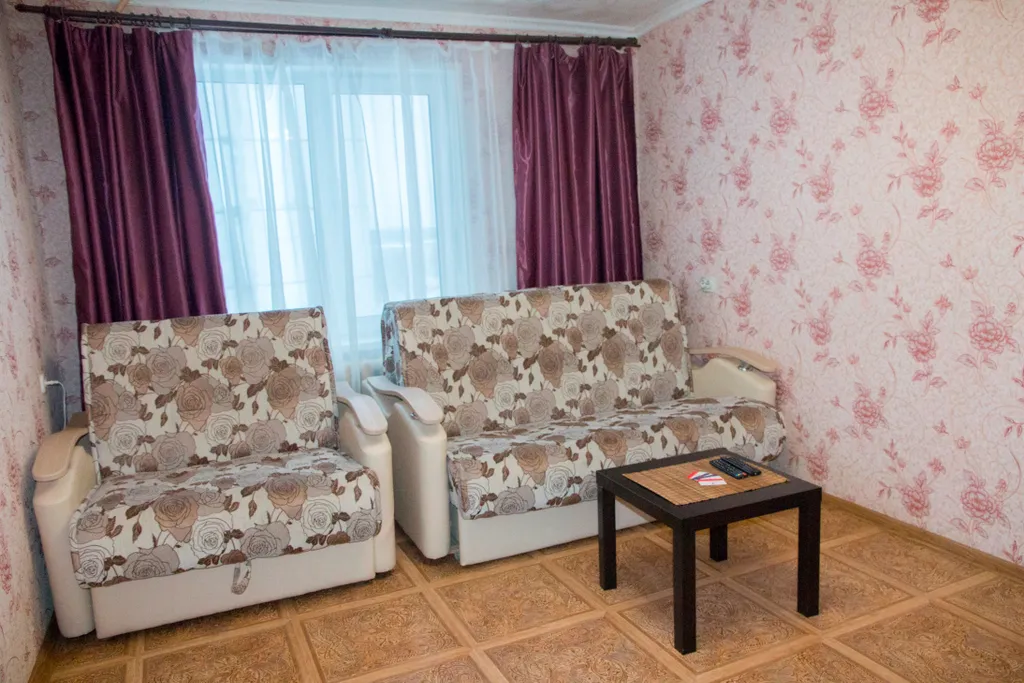 Хорошая двухкомнатная у ДК Металлургов