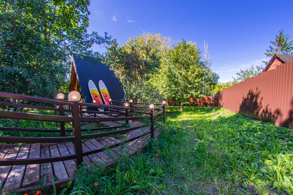 А-фрейм у Озера с чаном и сауной