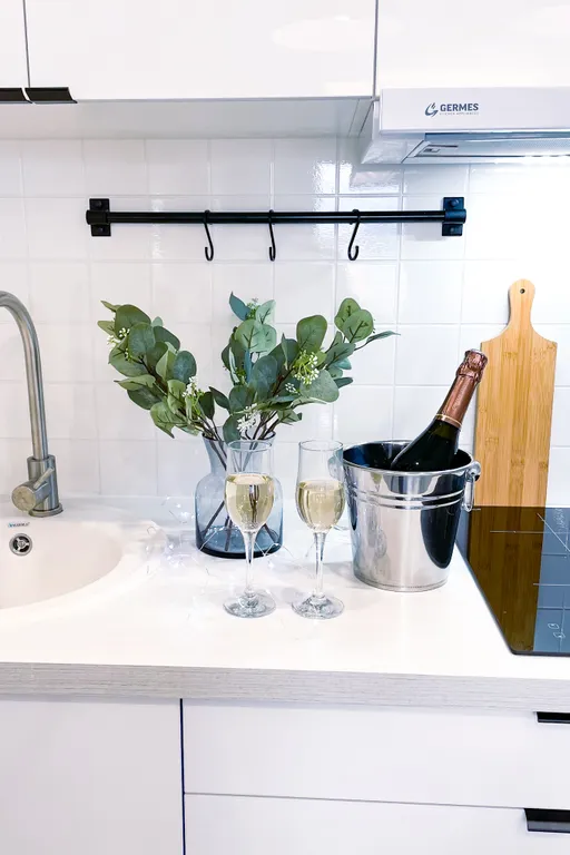 Слоники с видом на море Пик Южный