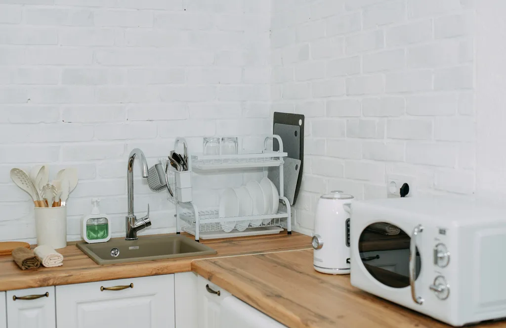 Современная комфортная студия у моря