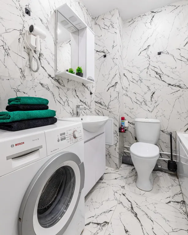 Двухкомнатная квартира на 8 спальных мест у аэропорта