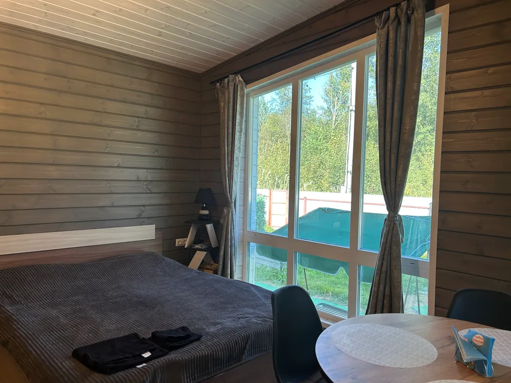 Дом рядом с Ладожским озером