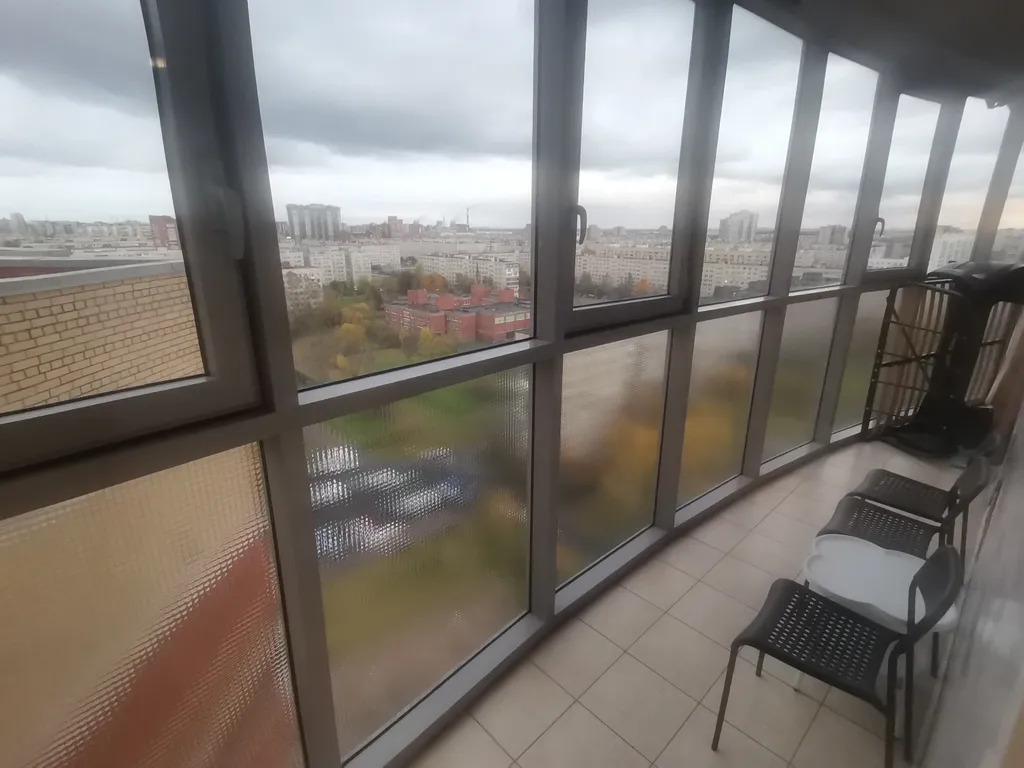 Красивая, большая, квартира рядом с метро купчино