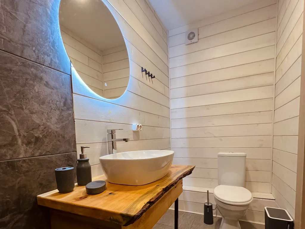 Гостевой дом У Беспаловых с видом на реку Бия