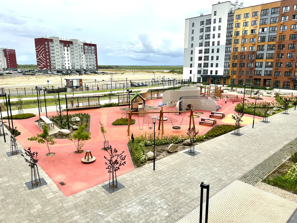 Отличная квартира, в новом доме с прекрасным видом на реку Иртыш