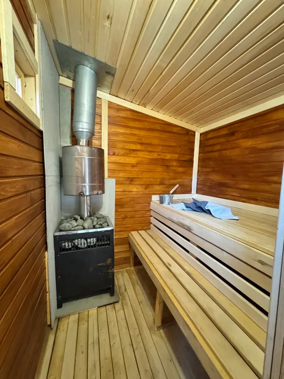 Уютная Хижина с теплым бассейном