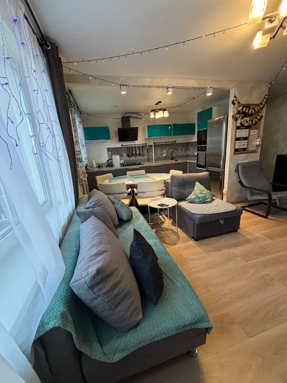 Apart семейный