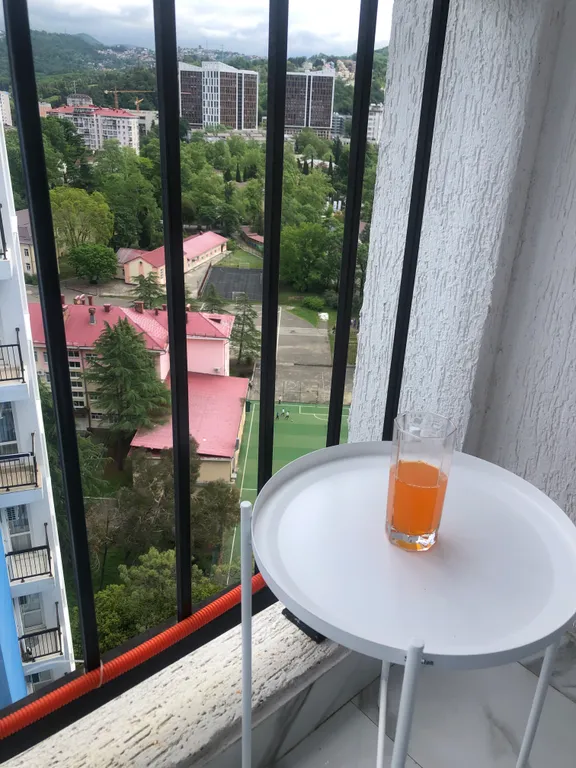 Квартира с отдельной спальней в 15 минут от моря