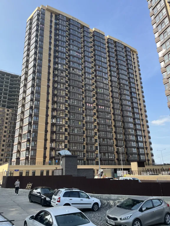 Авторская студия рядом с ТРК Горизонт