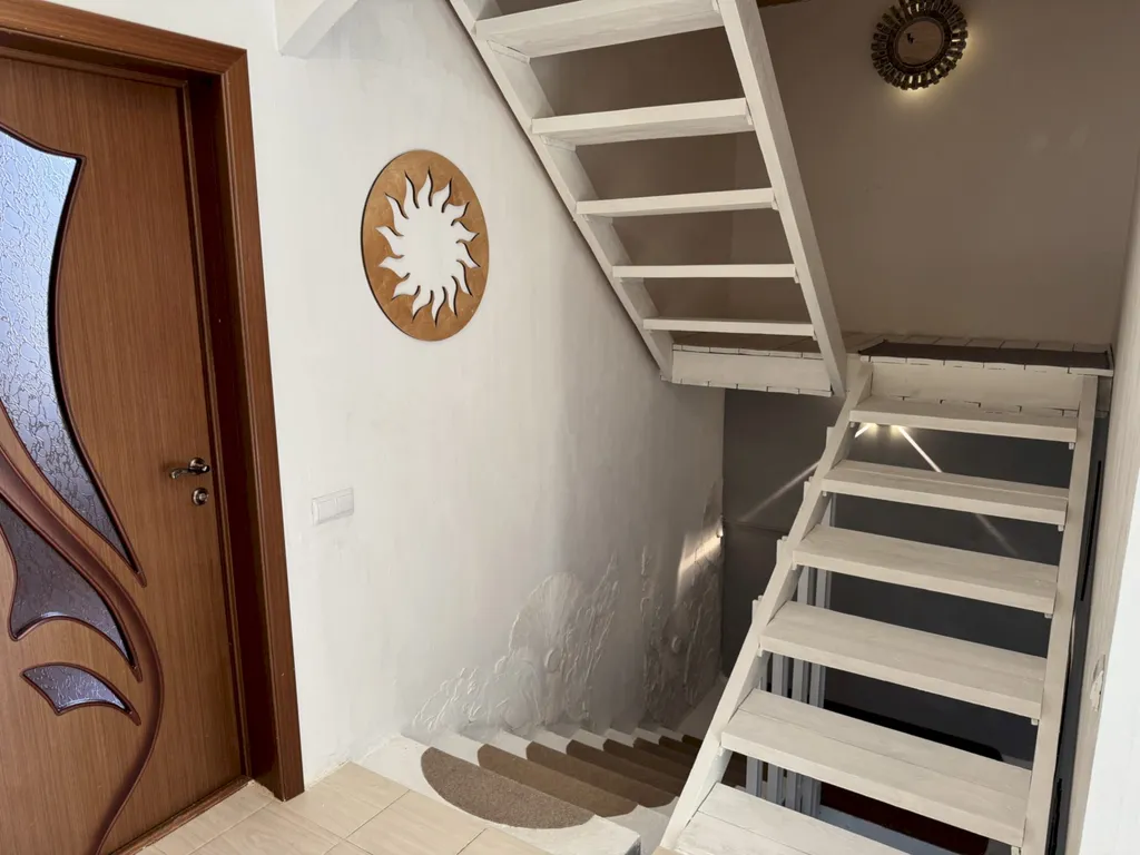 Двухэтажный коттедж с террасой и мангалом - Голубая бухта