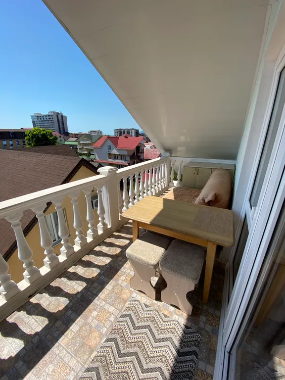 Большая квартира у моря