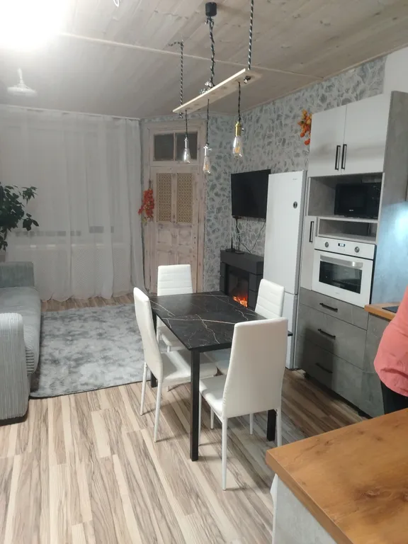 Уютная квартира, в 5 минутах от ЖД и речного вокзала