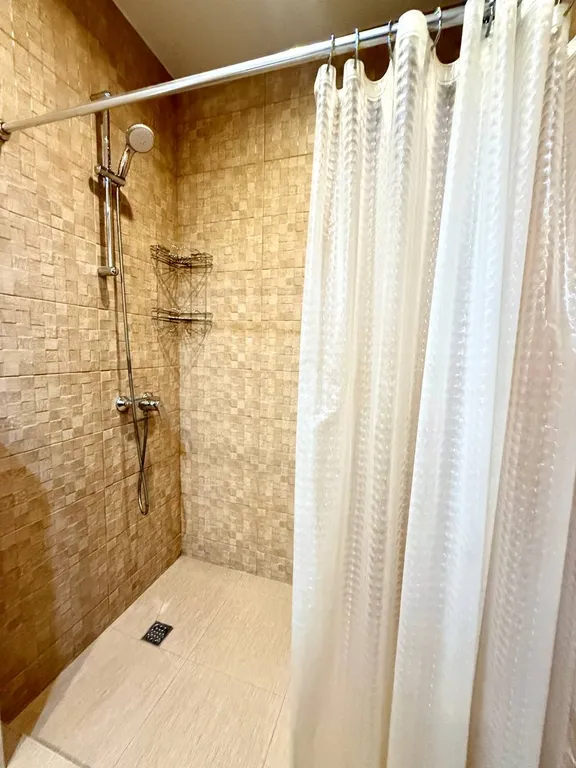 Двухкомнатная на Гостином дворе