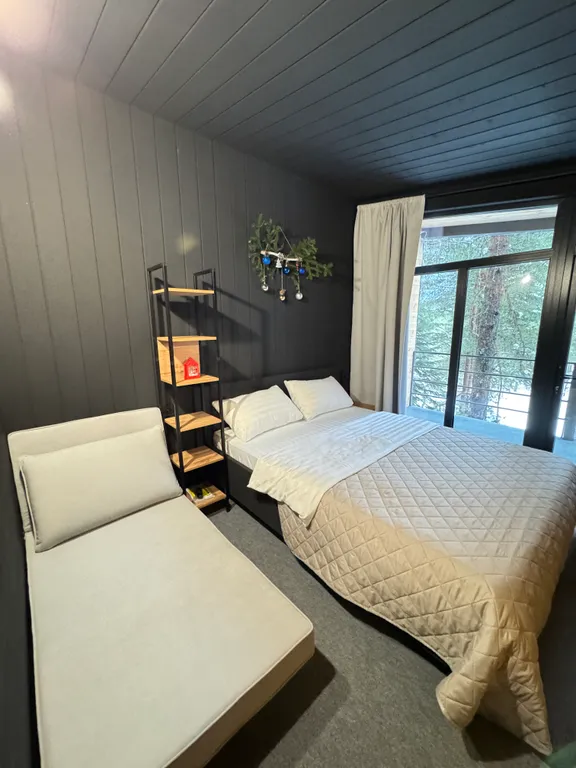 Двухэтажный дом с видом на горы База отдыха ПроЛес