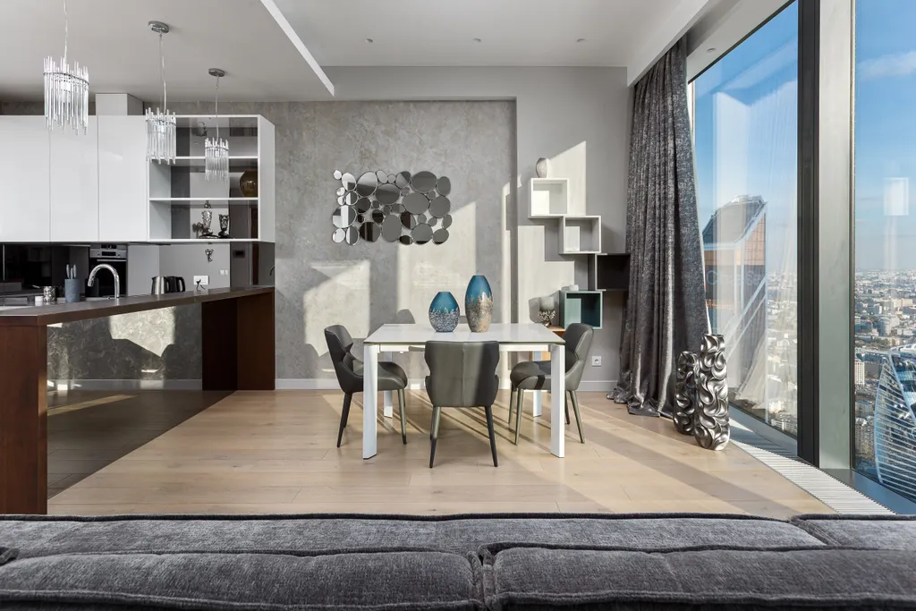 Потрясающая панорама с 73 этажа башни Neva Towers