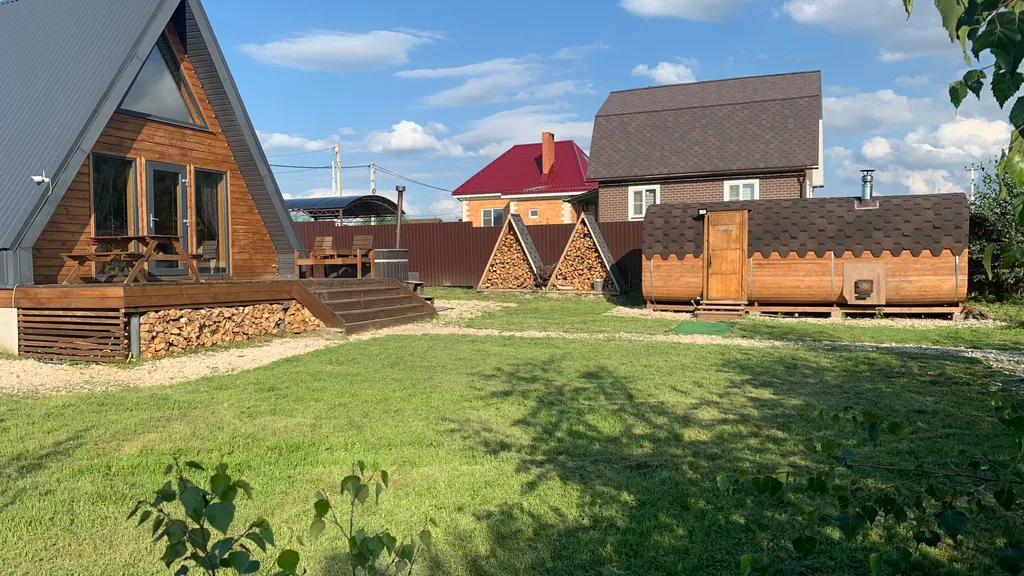 Дом А-фрейм треугольный шалаш в стиле логисты баней и купелью