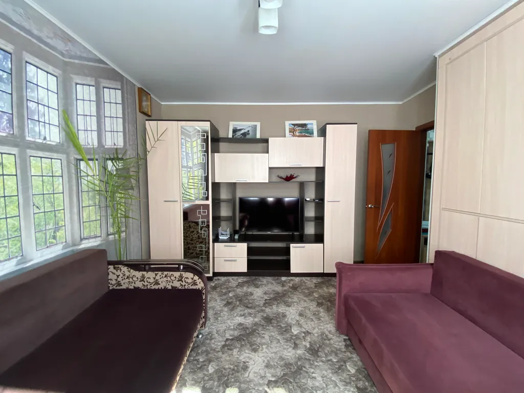 Уютная квартира в центре посёлка