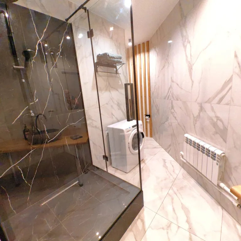 Дизайнерские апартаменты в центре города