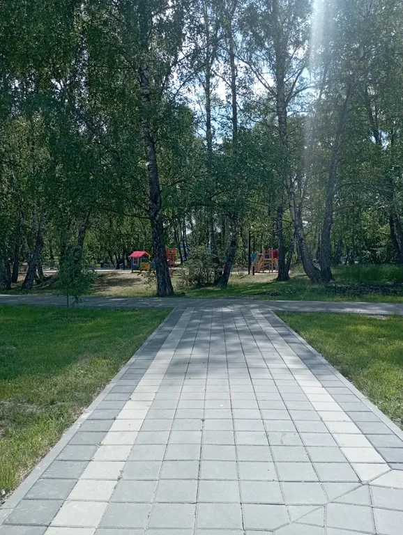 Апартаменты близко к Кремлю, ДС Кристалл, Драматическому театру