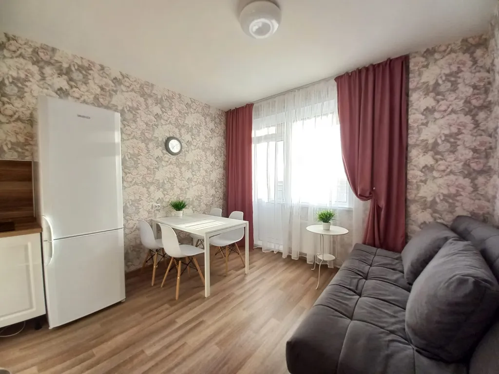 Квартира Уютная и вместительная квартира — Новосибирск