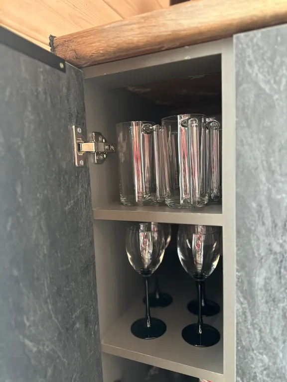 Уютный дом с красивым видом на зелёную гору