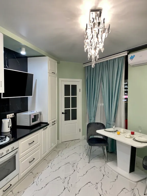 Премиум класса на набережной в центре города