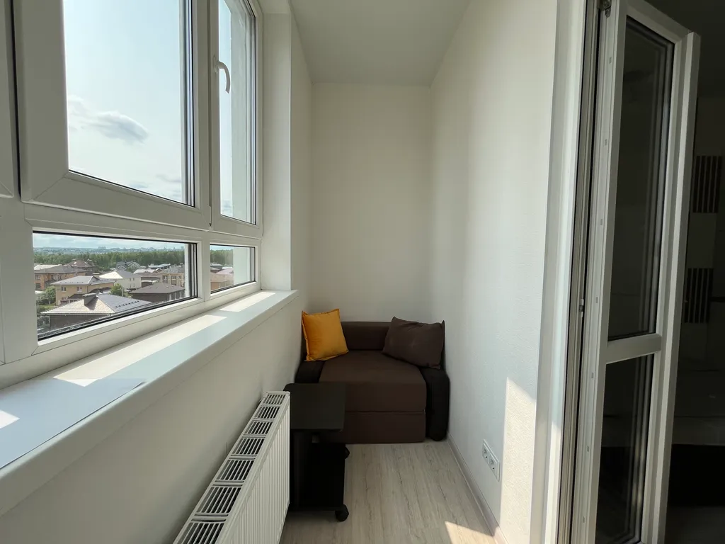 Уютная, новая квартира-студия в экологическом районе