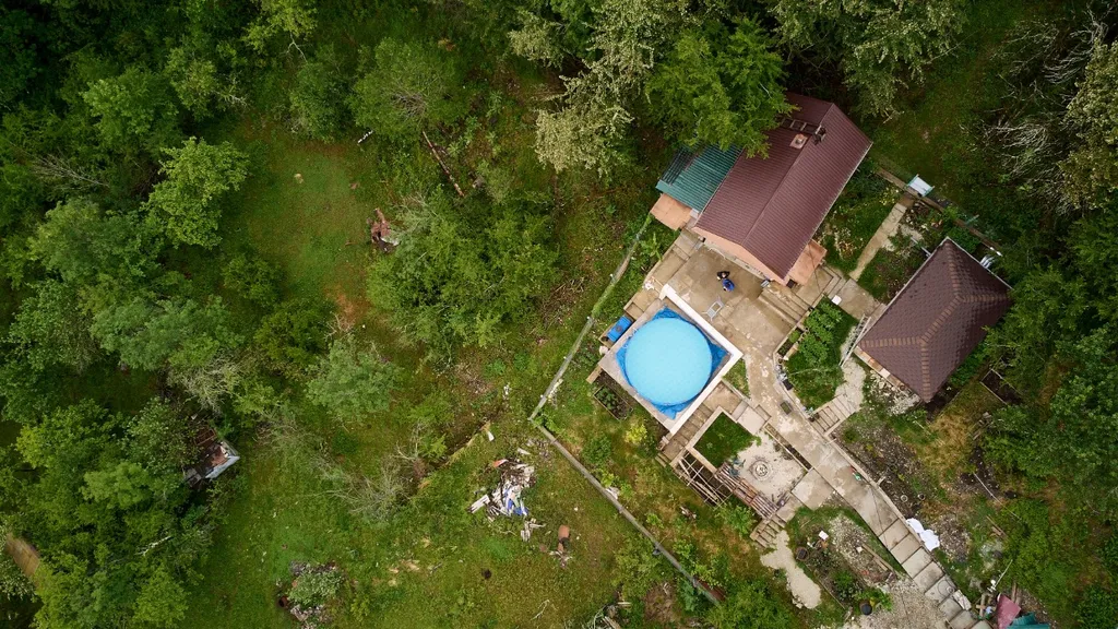 Шале в горах с бассеином и баней