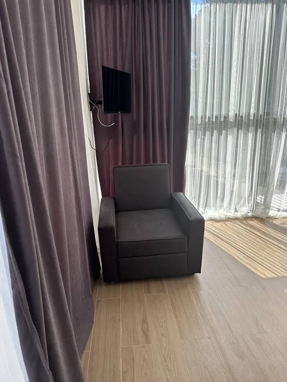 Уютный люкс с панорамной лоджией и завтраками