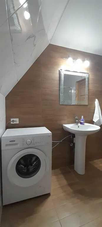 Комфортабельный дом в тихом, уютном месте на въезде в Фиагдон