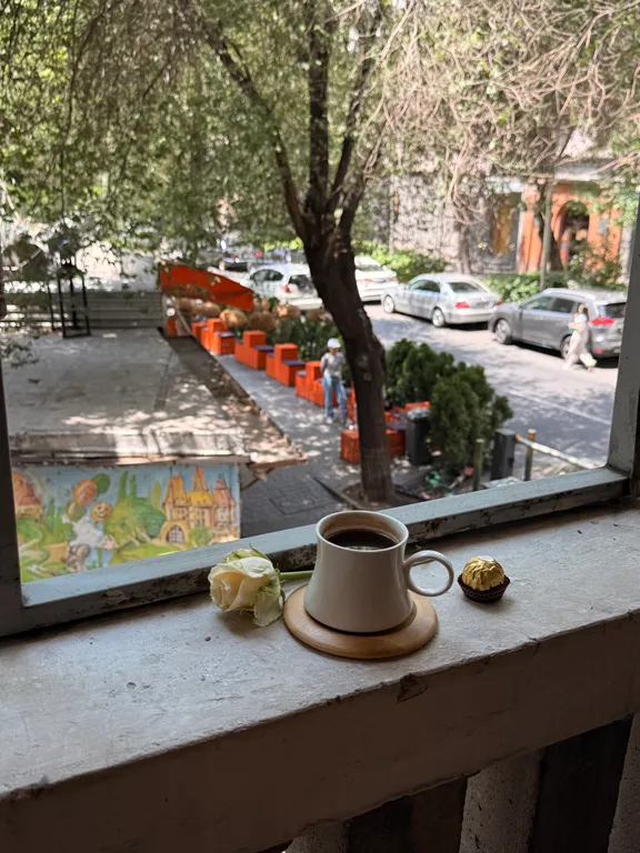 Душевная квартира рядом с Каскадом