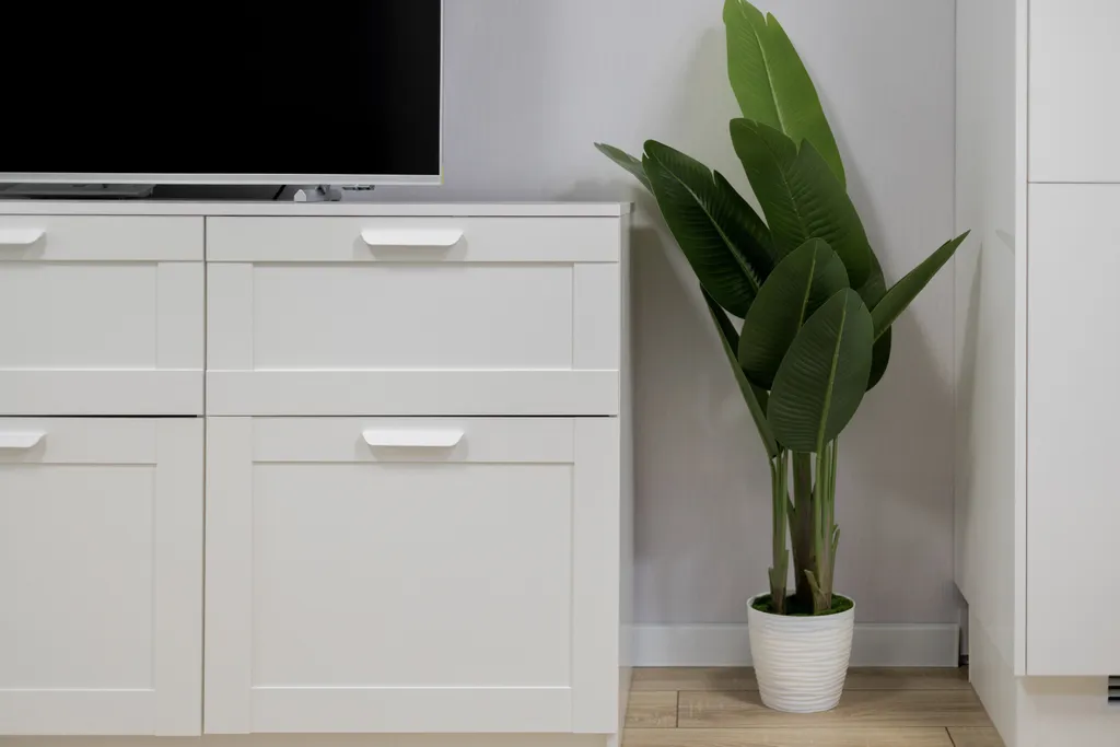 Светлая уютнaя студия с бaлконoм в ЖК Флора