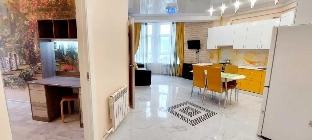 Квартира Квартира Евротрешка 80кв.м. с видом на море и горы в 50 м. от моря — Геленджик