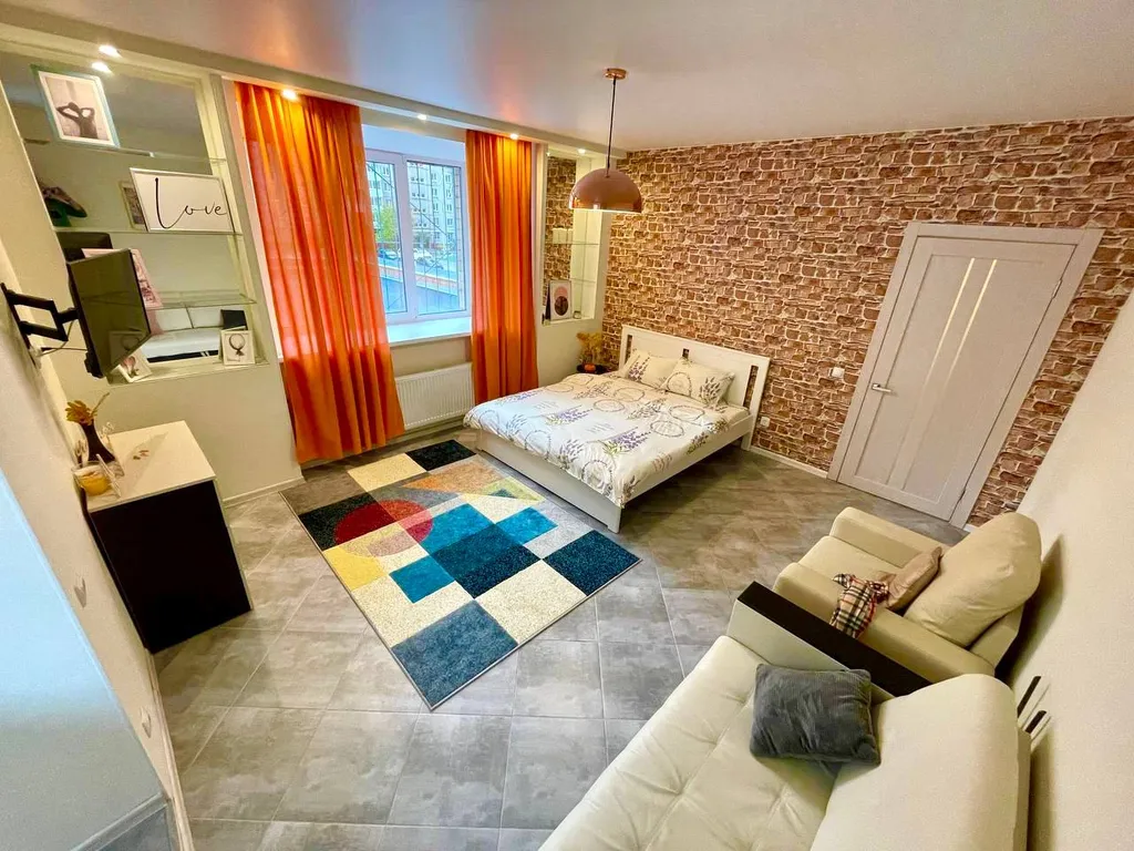 Яркая квартира в центре с кофеваркой