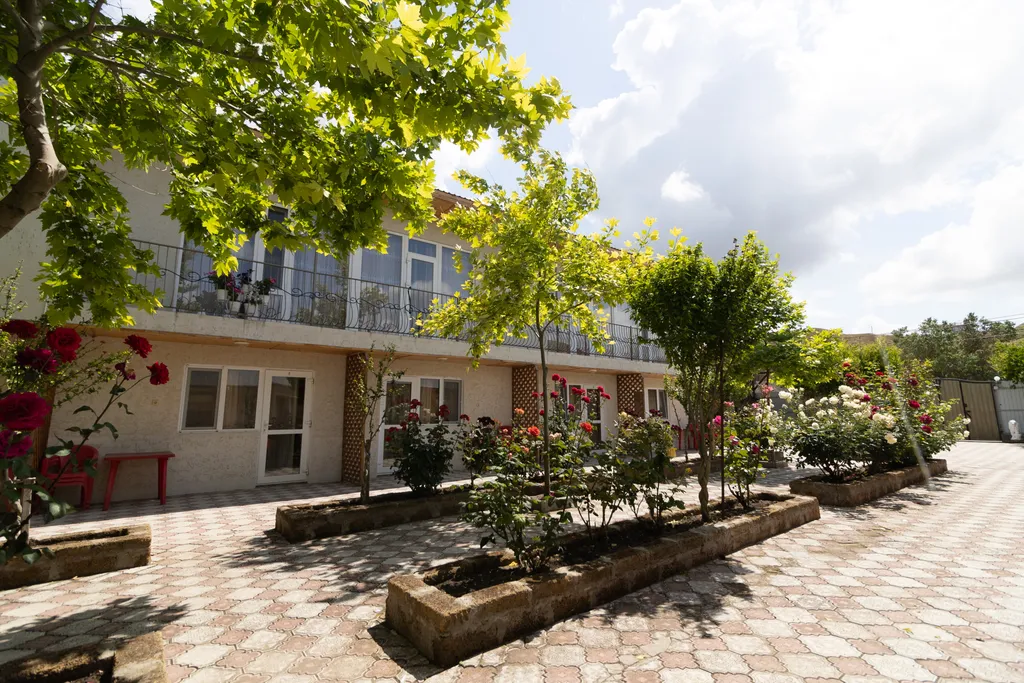 Квартира Квартира Уютные четырехместные комнаты — Новоотрадное