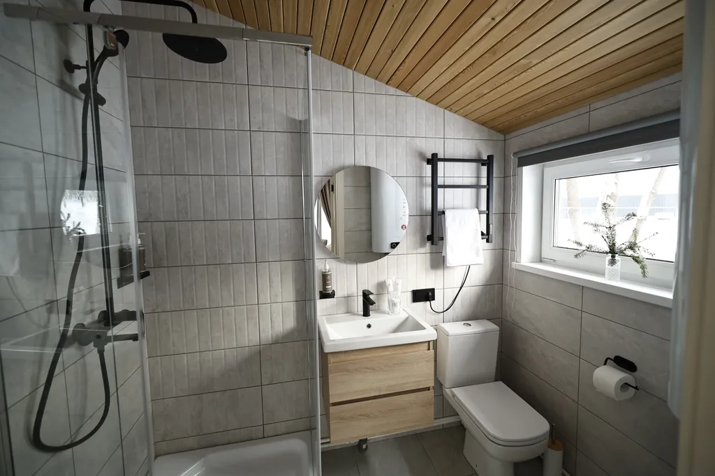 Семейный домик в лесу