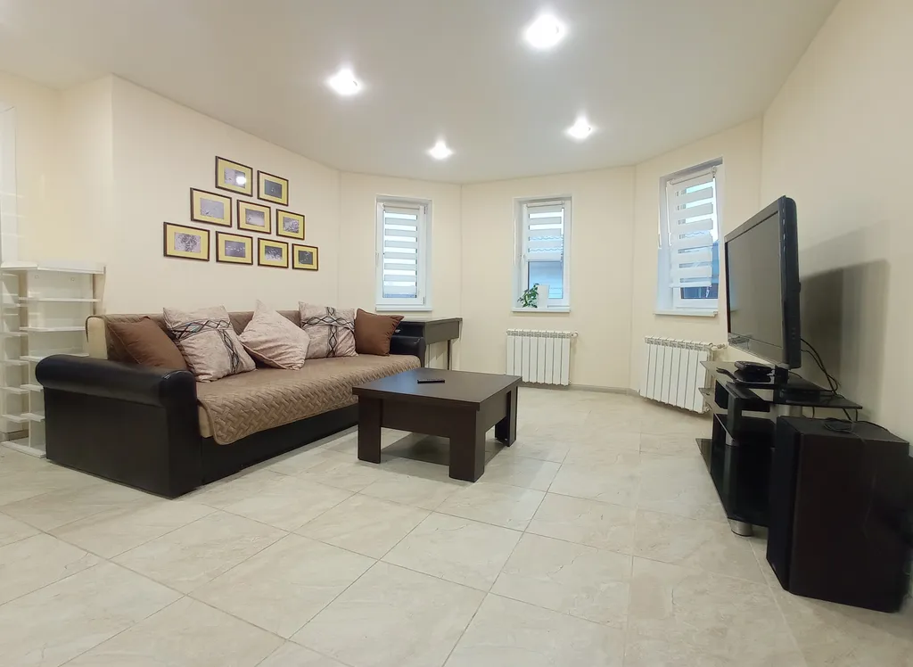 Коттедж Новый дом с сауной в пяти минутах от Сорочан — Капорки