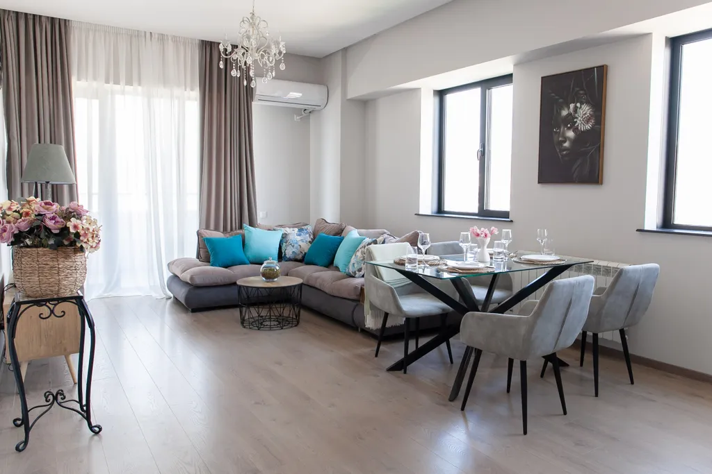 Просторная квартира для большой семьи и c панорамным видом